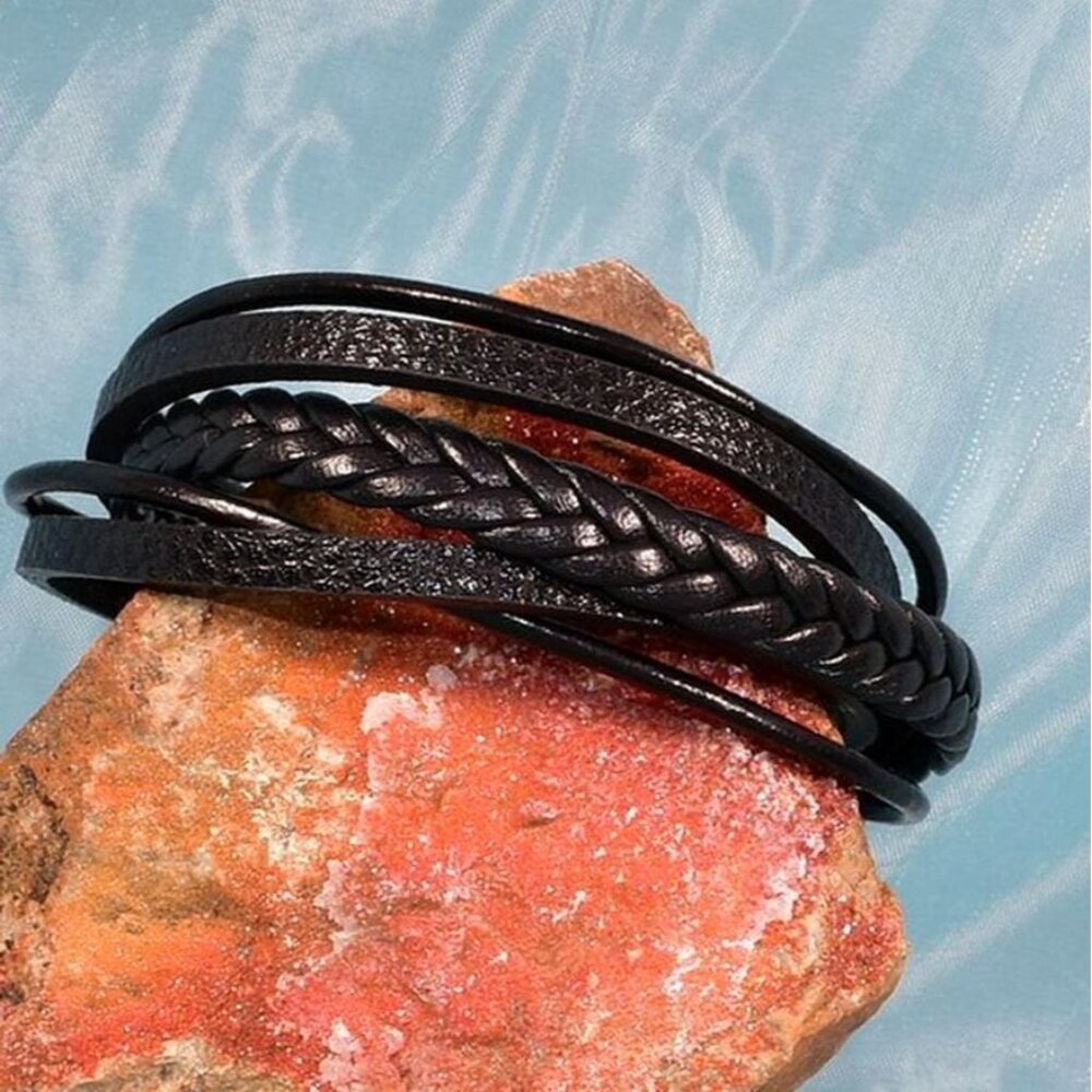 Vault Josef Mens Five Layer Silver Metal Clasp Leather Bracelet Black Gift Boxed